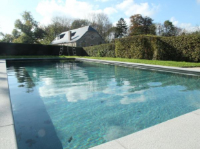 Boutique Holiday Home in Gesves with Swimming Pool